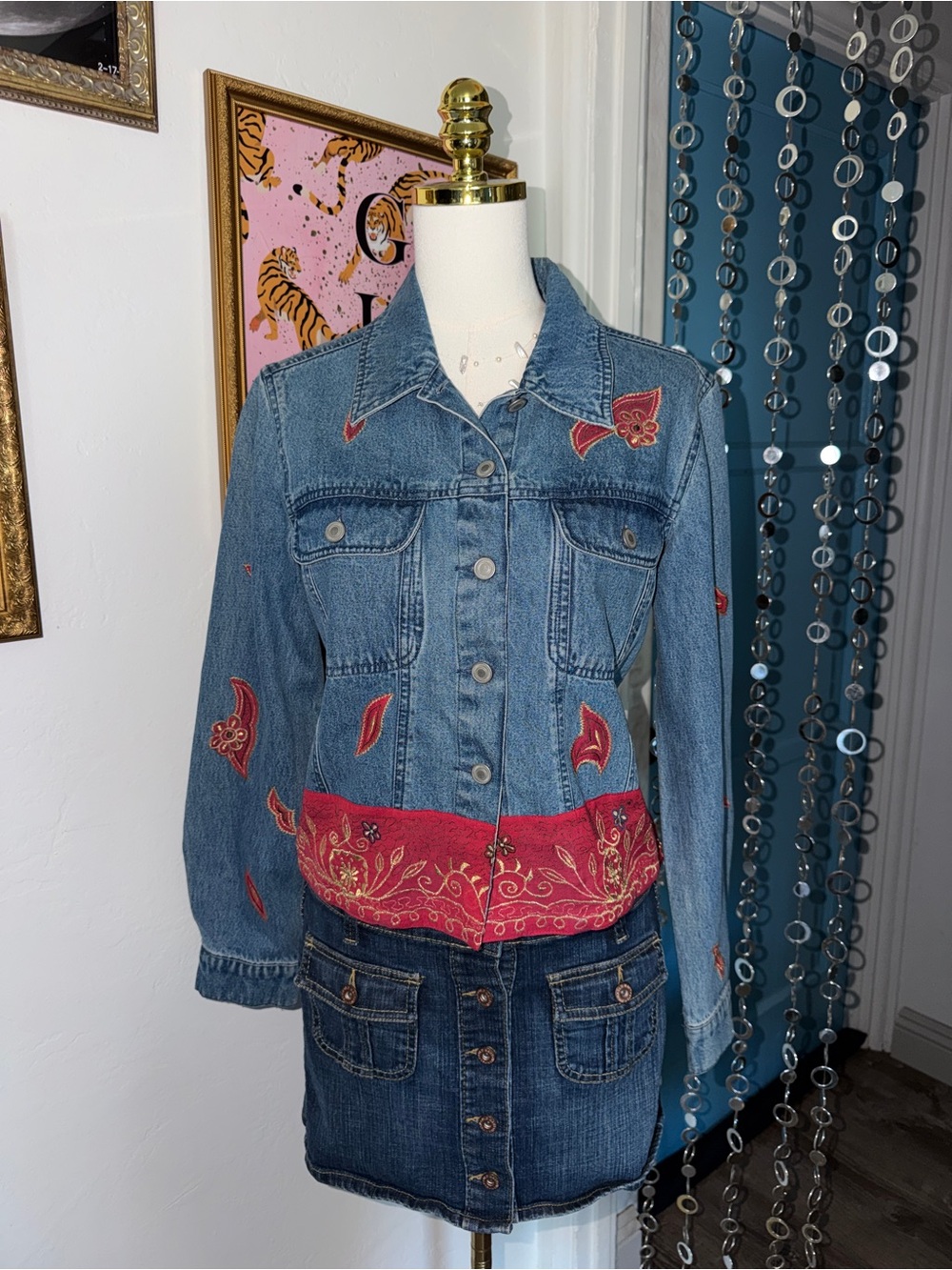 Vintage Y2K Denim Jacket with Red Embroidered Band